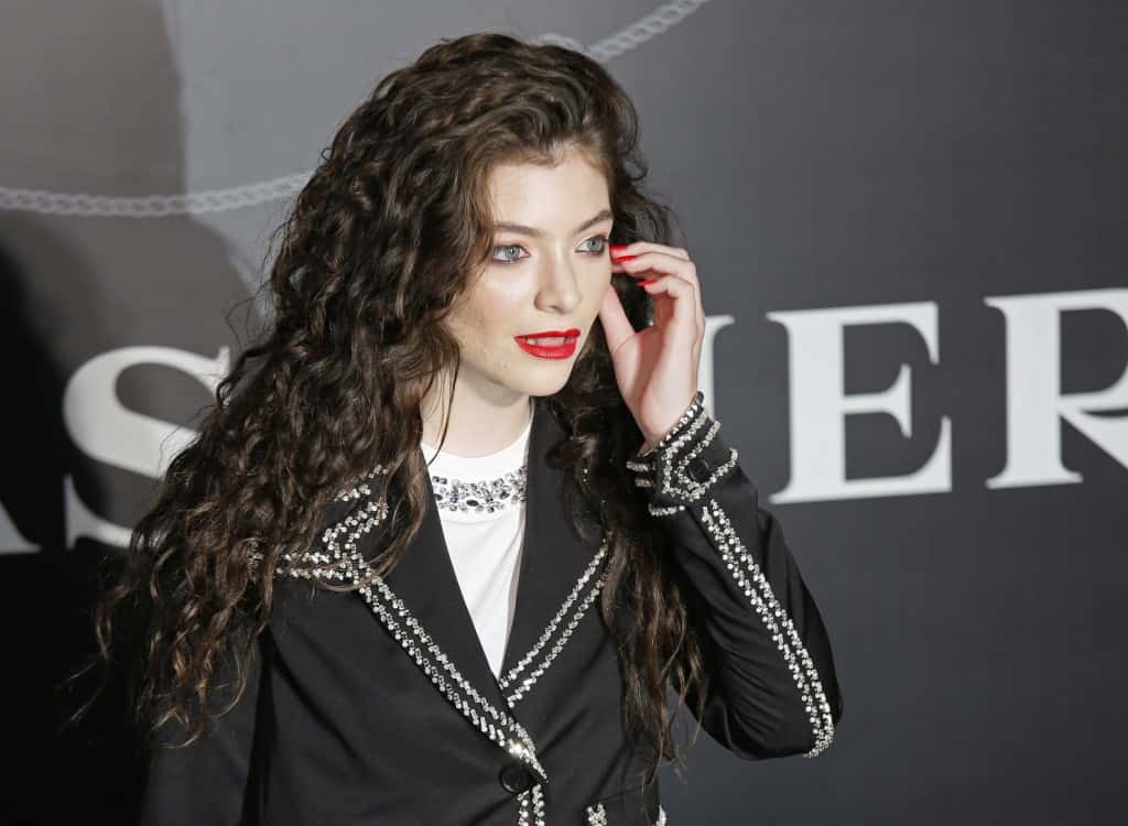 Singer Lorde poses for photographers during an promotional event in Hong Kong Tuesday, Nov. 18, 2014. (AP Photo/Vincent Yu)