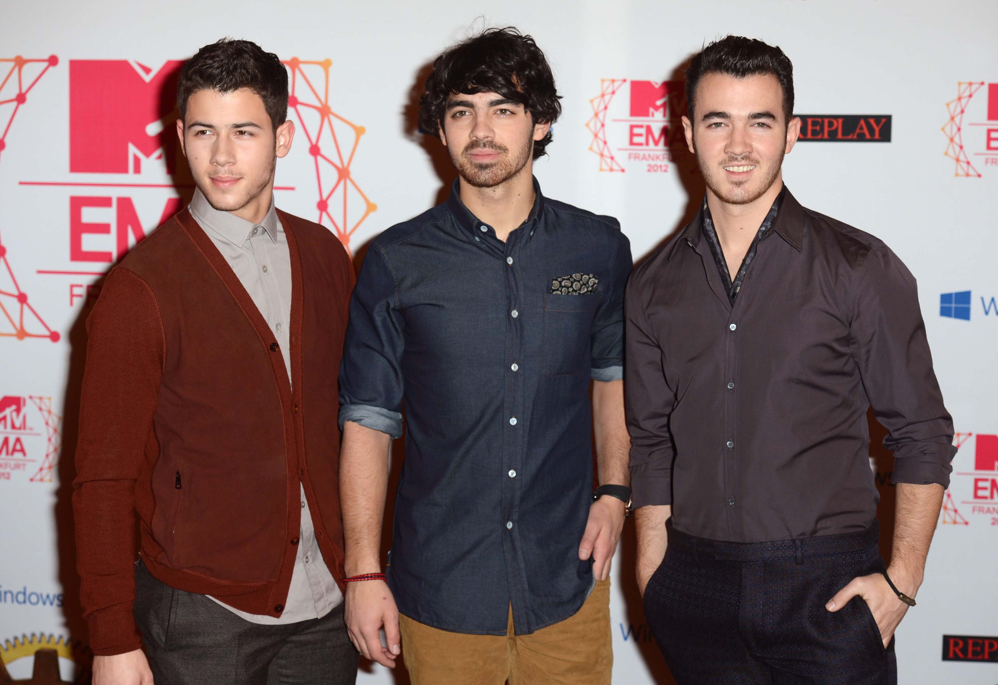 The Jonas Brothers return!